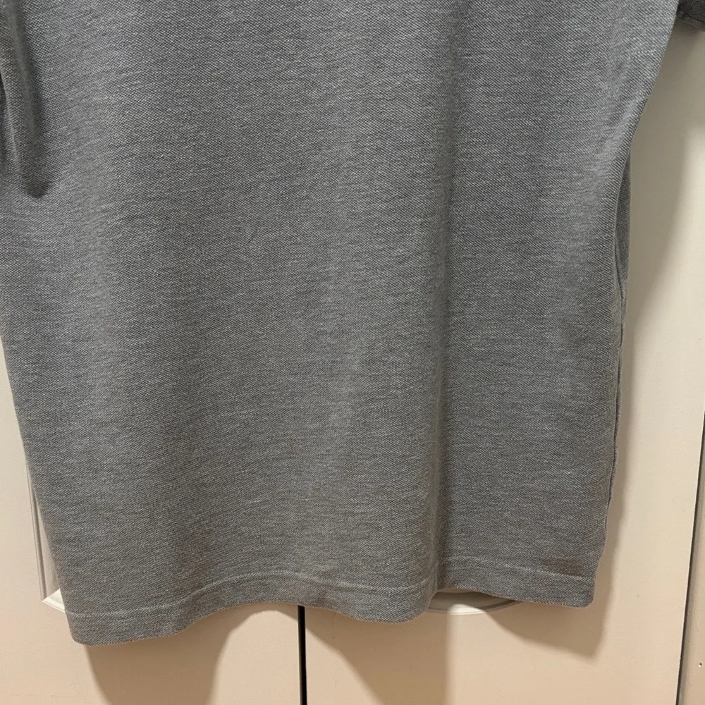 Tommy Hilfiger Gray Short Sleeve Tee - Picture 8 of 11